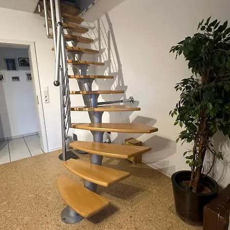 Appartement 140 Qm Maisonette-whg Ruhig Und Doch Zentral Florstadt